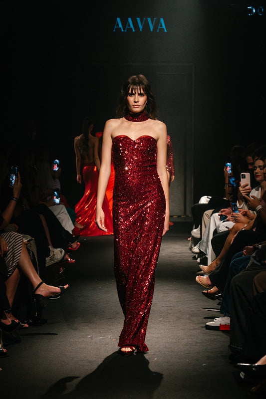 Dazzling Halter-Neck Gown with a Strapless Sweetheart Neckline