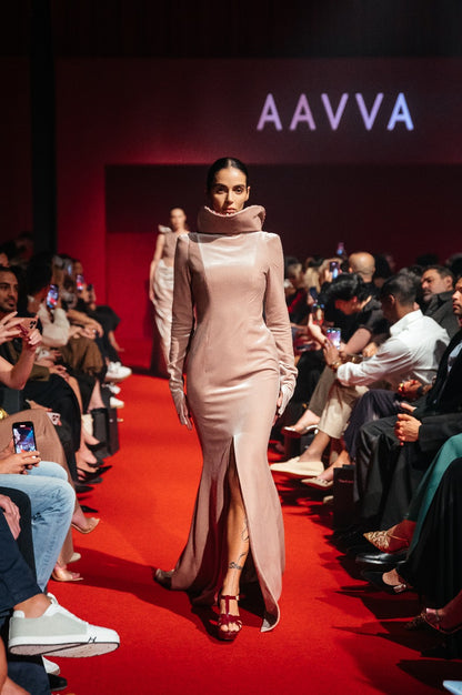 Long sleeve gown with embroidery beads design on collar